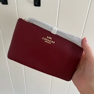Brand New Coach Leather Card Wristlet